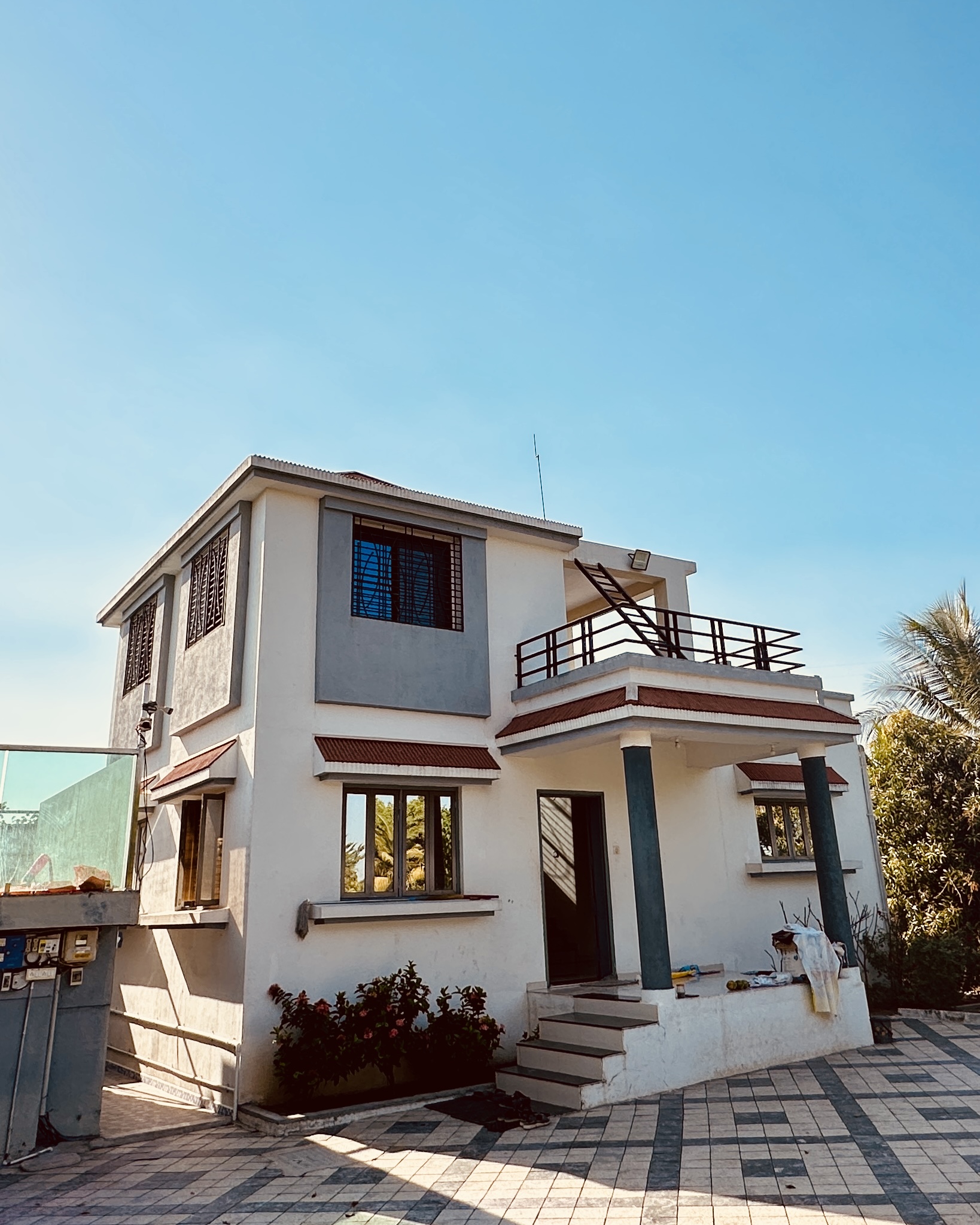 Villa 1